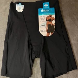 COPY - Mid thigh shaper size large brand new